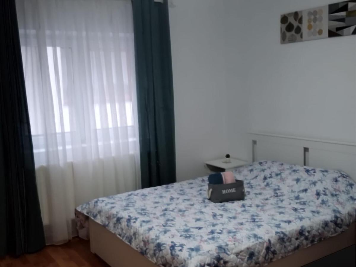 Apartamento Mirimar Gura Humorului Exterior foto